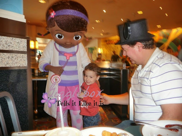 character dinning, character meals, Walt Disney World, Hollywood and Vine, Disney Junior Play 'n Dine, Disney vacation,