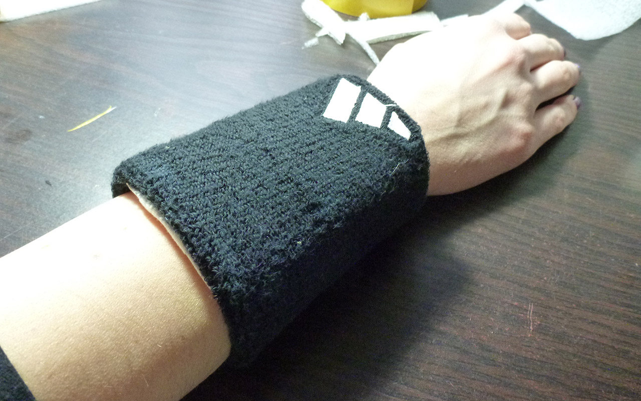 DIY Do It Yourself blog DIY Kettlebell Wrist Guards
