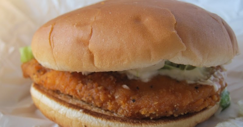 Review Mcdonald S Hot N Spicy Mcchicken Sandwich Brand Eating