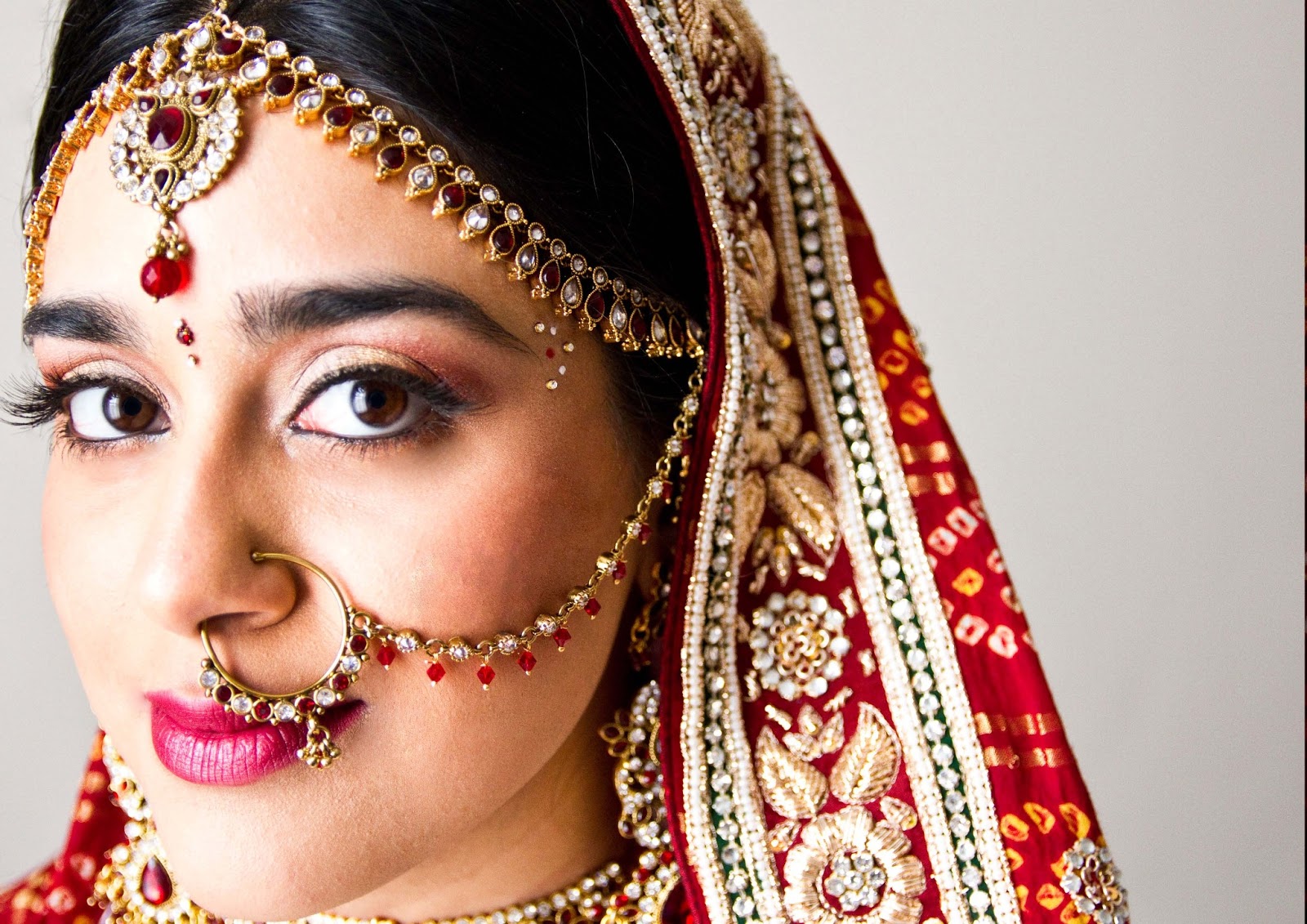 Blueberry White Sonal and Rakesh Hindu Wedding, Leicester 2012