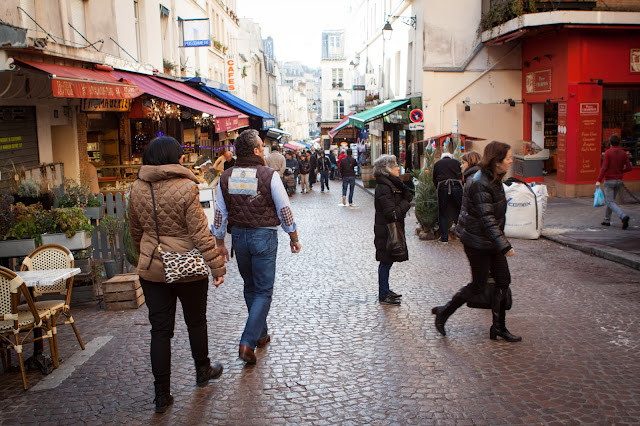 Mercato di rue Mautauffard-Parigi