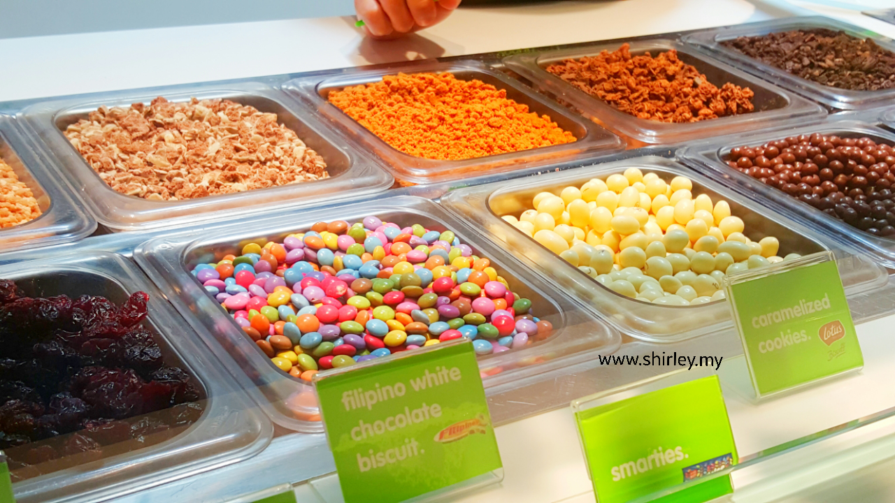 Most Popular llao llao Frozen Yogurt at Singapore Shirley.my