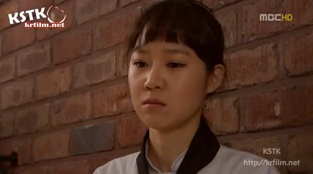 Yoo Kyung bertemu Kim San dan tanya mengenai Sae Young. 
