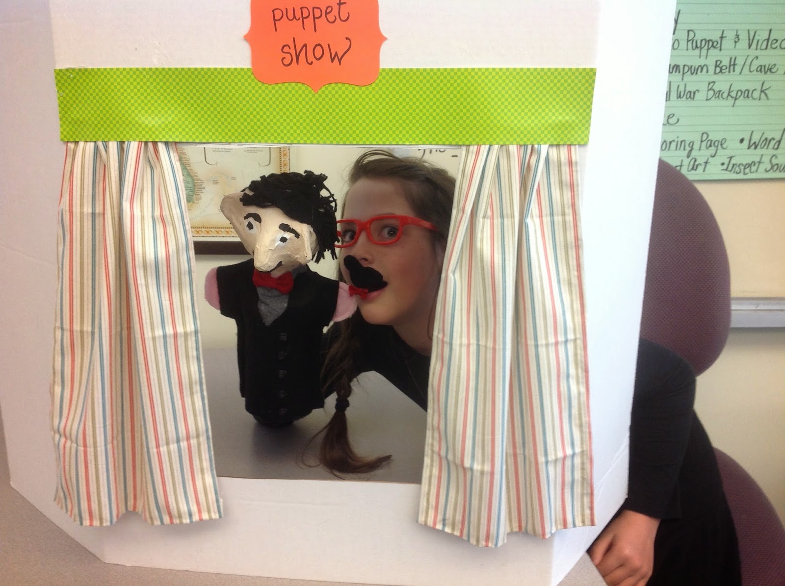 Puddle Wonderful Learning {DIY} Cheap and Easy Puppet Stage