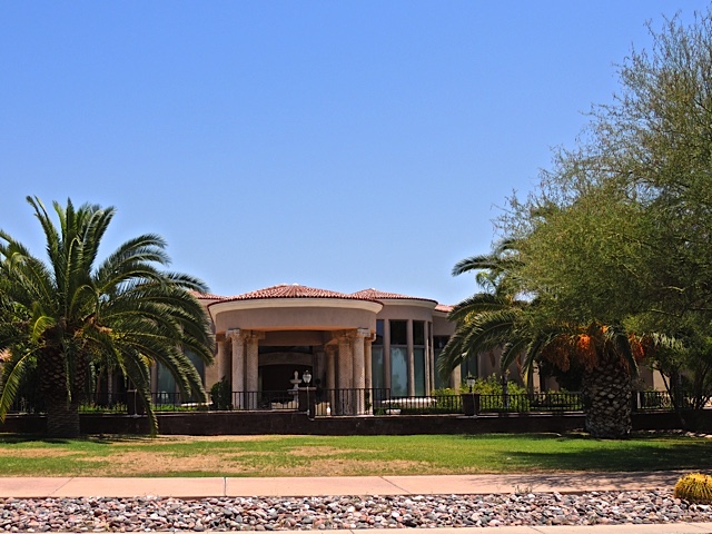 Phoenix Daily Photo: Living in Phoenix....Las Vegas Style