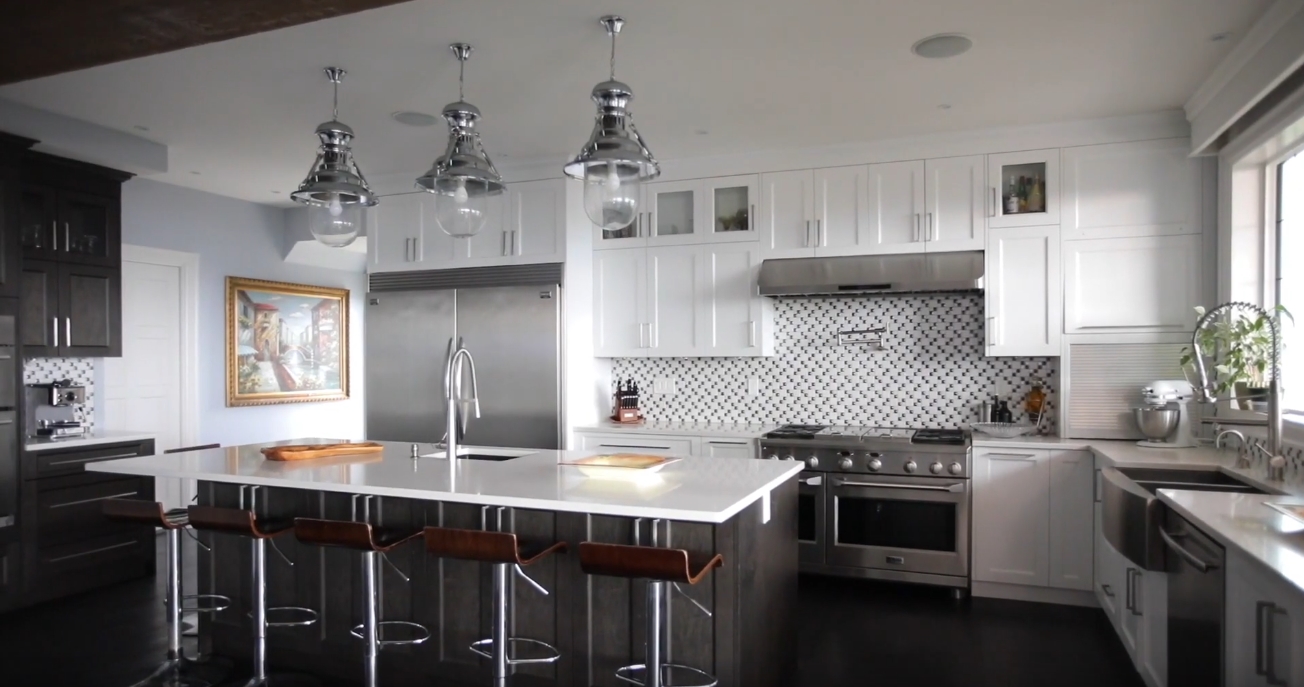 11 Photos vs. 3605 Cadboro Bay | Victoria - High End Home & Interior Design Video Tour 11 Photos vs. 3605 Cadboro Bay | Victoria - High End Home & Interior Design Video Tour