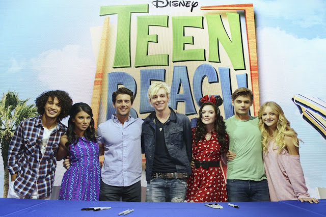 DISNEY CHANNEL'S ROSS LYNCH LEADS "TEEN BEACH MOVIE" CAST SIGNING & R5 PERFORMANCE AT #D23EXPO 