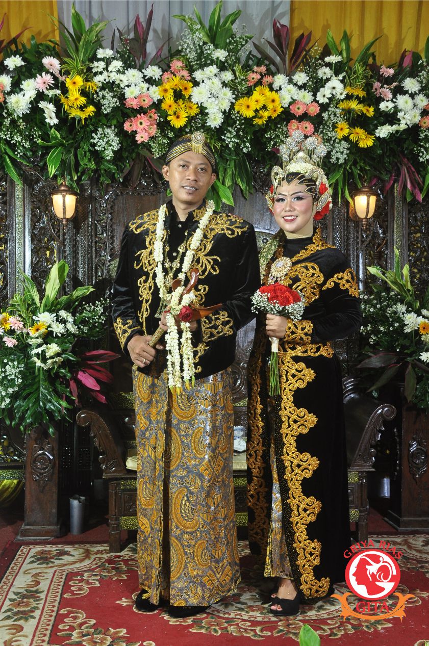 CONTOH MODEL BUSANA PENGANTIN JAWA MODERN 2019