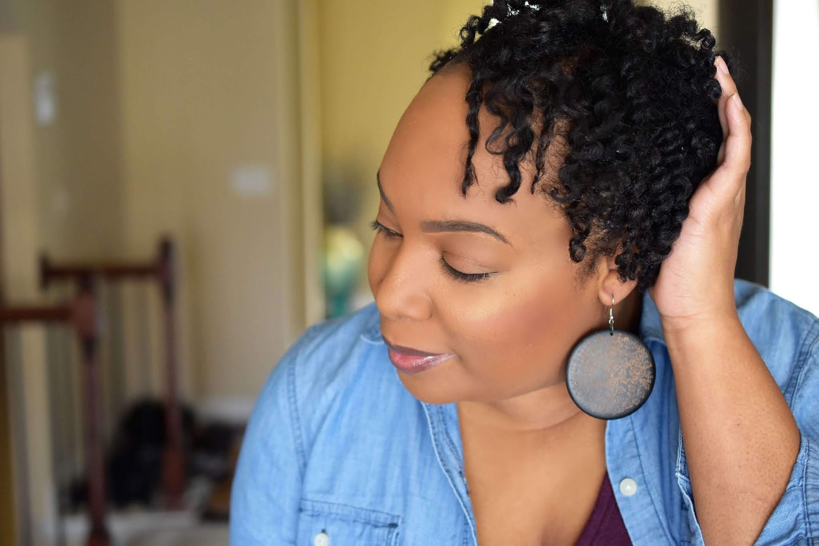 The Hair Products I Use for My Wash-and-Go and Twist Outs for My Short Naturally Curly Hair  via  www.productreviewmom.com