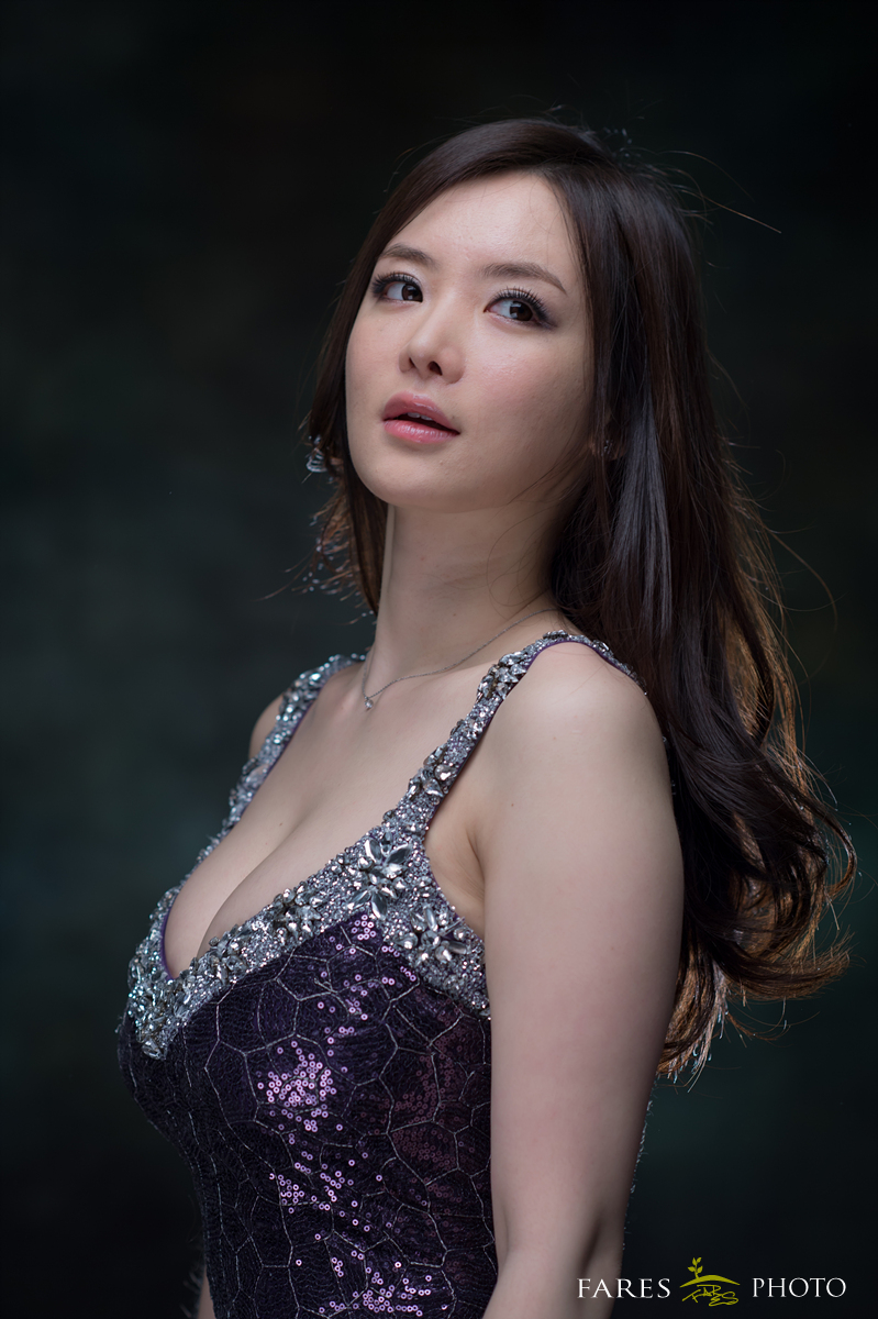 Im Ji Hye - Ngực đẹp và căng tròn 