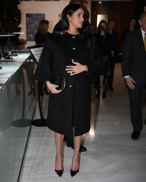 Meghan Markle is wearing custom Gucci coat and shoes by Aquazzura