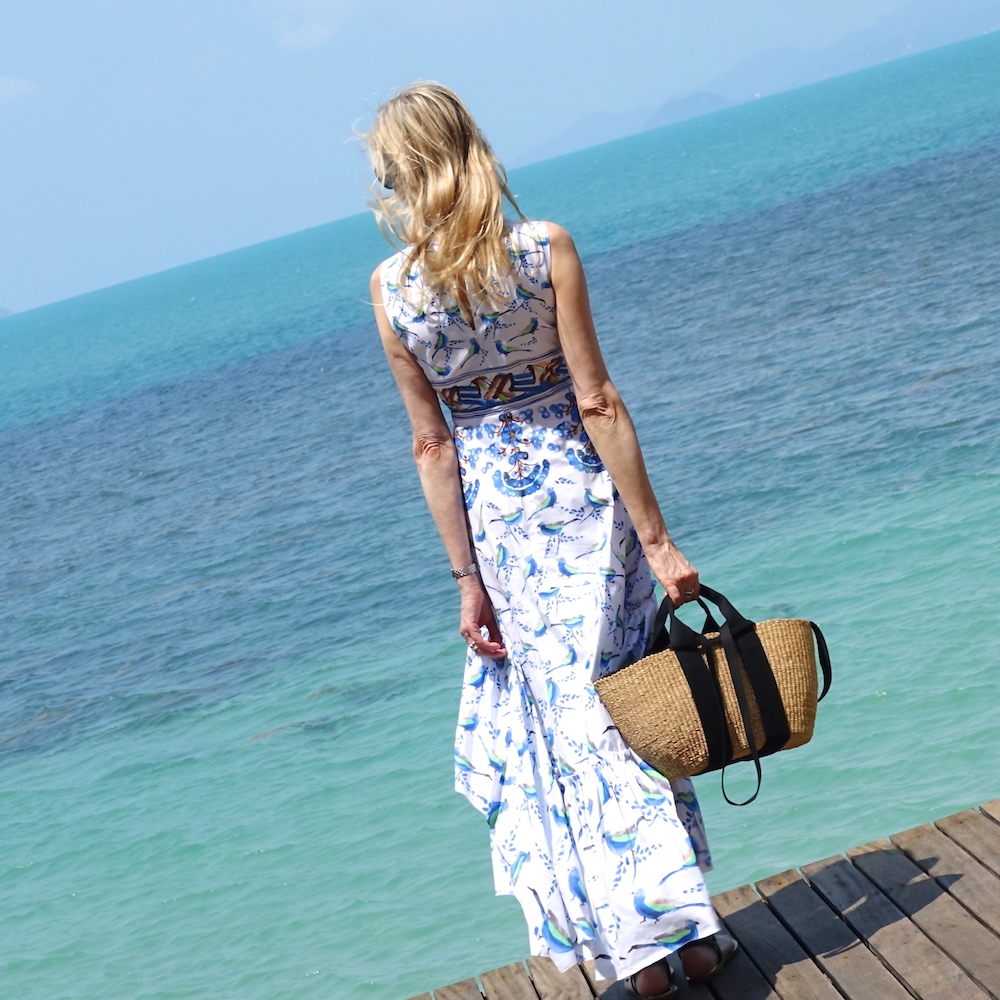 MaiTai's Picture Book Postcard from Koh Samui and what to wear