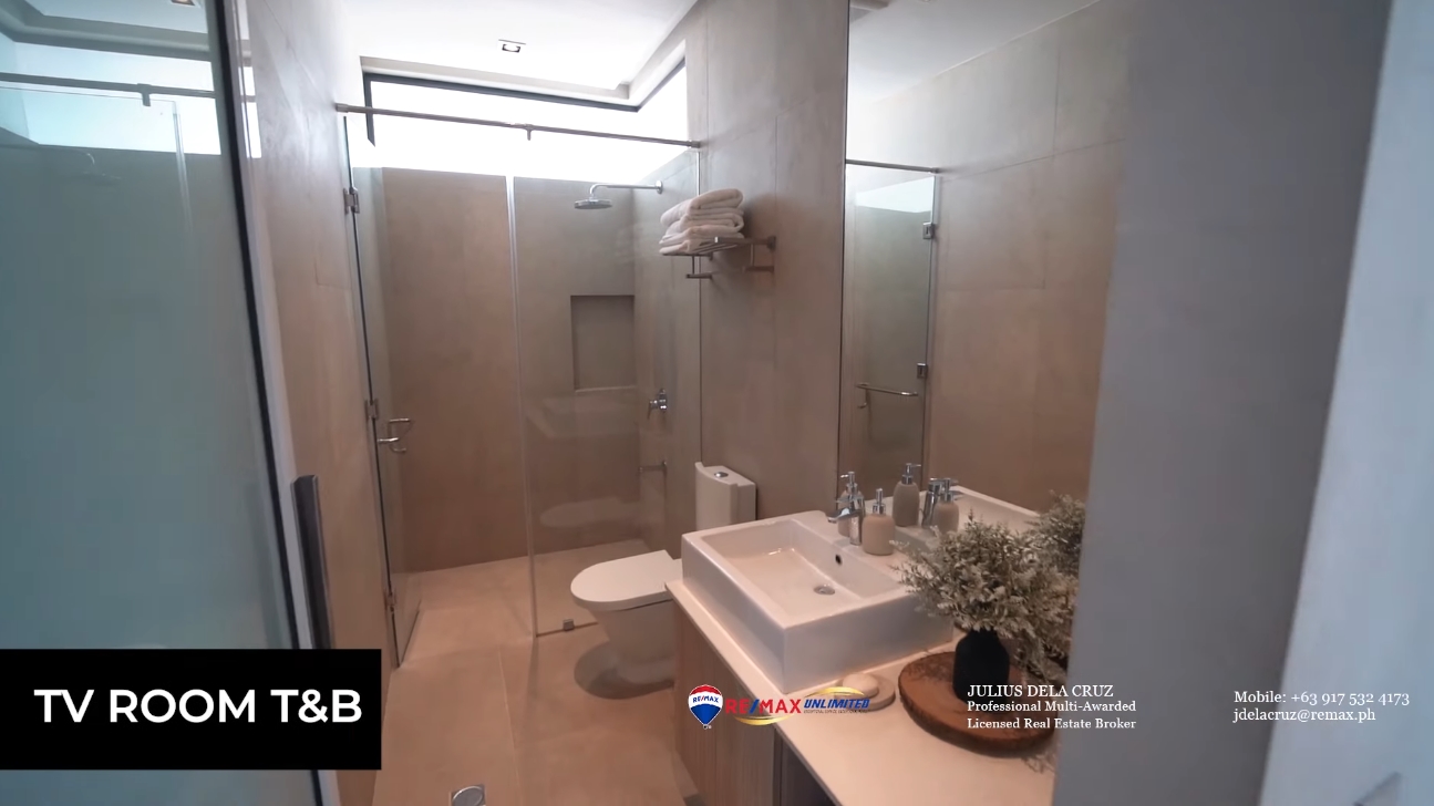 20 Photos vs. The Enclave Alabang Modern Design Model House Tour - Luxury Home & Interior Design Video Tour 20 Photos vs. The Enclave Alabang Modern Design Model House Tour - Luxury Home & Interior Design Video Tour