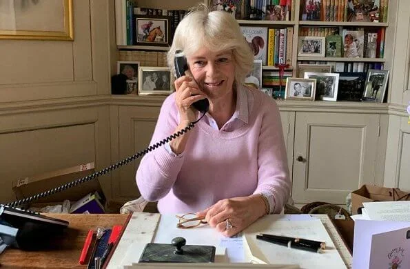 The Duchess of Cornwall spoke with 85-year-old Doris Winfield from Rickmansworth