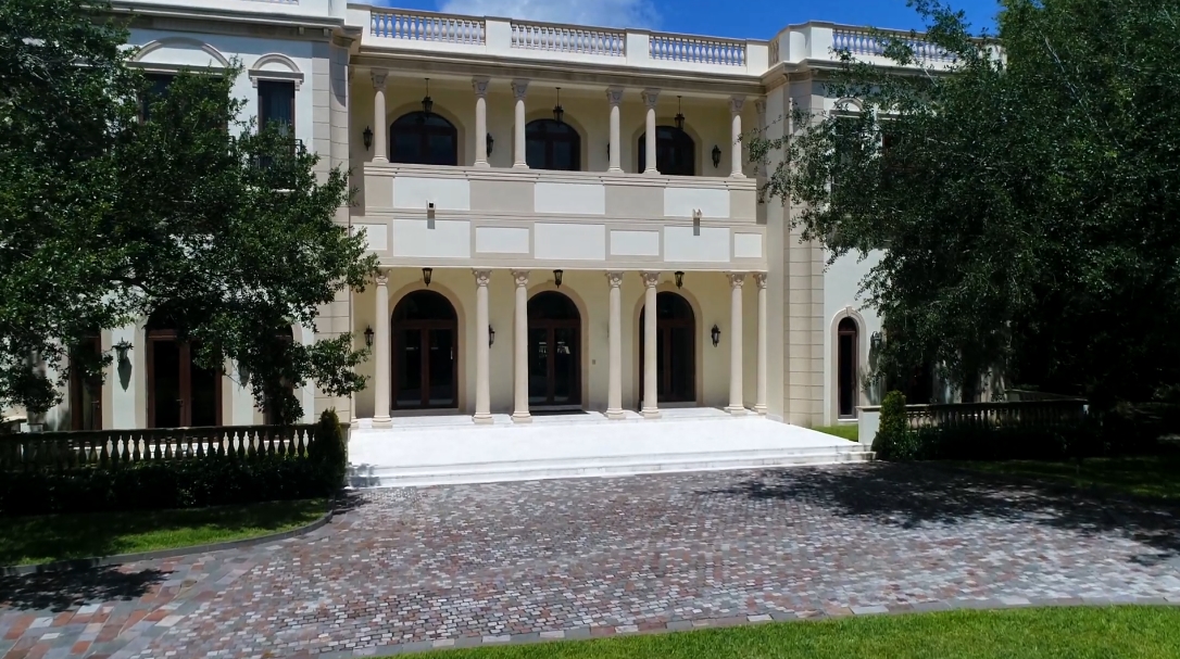 39 Interior Design Photos vs. 5801 Moss Ranch Rd, Pinecrest, FL Luxury Mansion Tour