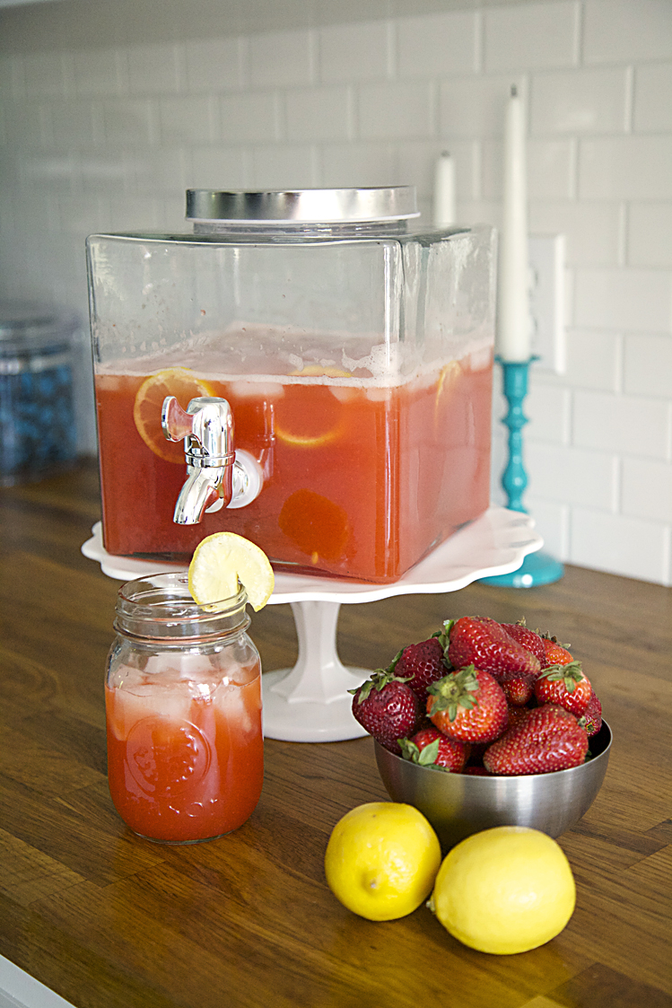 Kitchen Full of Sunshine Strawberry Lemonade