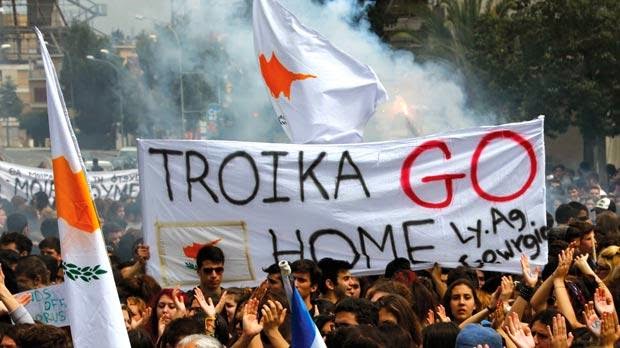 Τρόικα προς Κύπριους: «Οι εκποιήσεις ακινήτων αποτελούν προαπαιτούμενο για τη δόση»