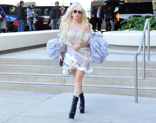 I this net frock style dress gaga looks a sexy superstar 