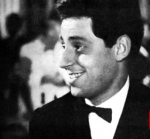 ΓΙΑΝΝΗΣ ΒΟΓΙΑΤΖΗΣ 1934-2023 τραγουδιστής