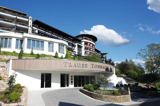 Hotel Traube Tonbach, Baiersbronn, Harald Wohlfahrt, Sterneküche, Schwarzwald, Wald, 3-Sterne, Urlaub, Familie, Feiern, Erholung, Sport, Kinder 