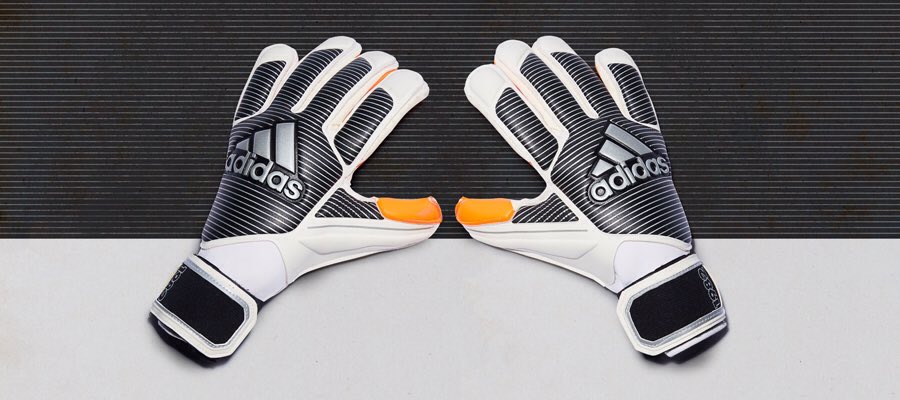 and Cech Debut Adidas 'History Goalkeeper Gloves Footy Headlines