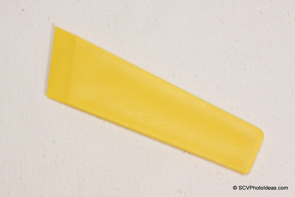 Sharp edge plastic spatula