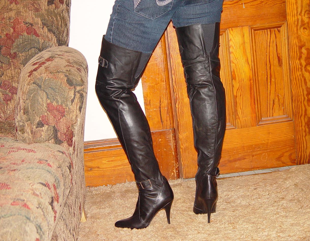 eBay Leather: December 2011