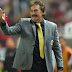Ricardo La Volpe dirigiría a Chile