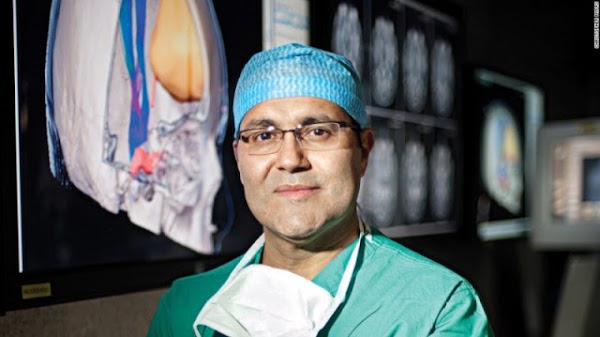 Fue un mexicano indocumentado y ahora es el neurocirujano más famoso de EU