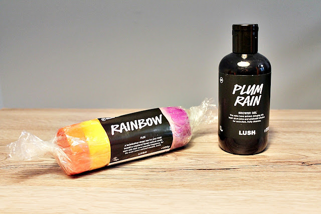 Lush Rainbow FUN-suihkusaippua ja Plum Rain-suihkugeeli