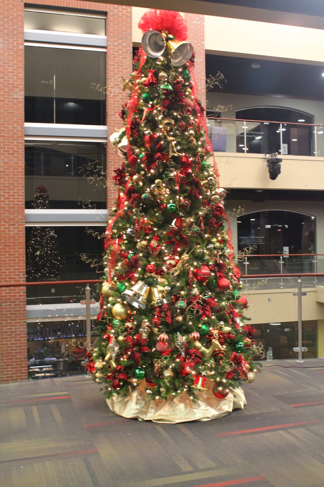 Innovative Interiors Seasonal Holiday Decorating Services Residential