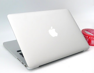 MacBook Pro Retina i5 (13" Early 2015) SSD 256