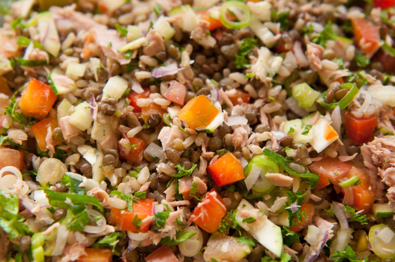 The whole egg Tuna, Brown Rice & Green Lentil Salad