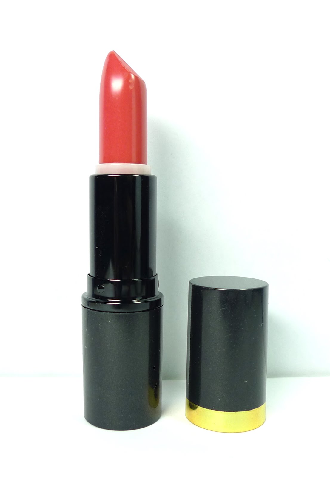 Review Colour Collection Color Intense Lipstick in Salmon