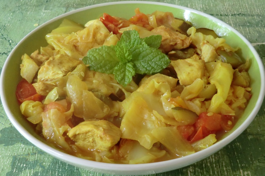 Poêlée asiatique de poulet au chou, poivron... - Ma petite cuisine ...