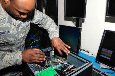 How to become a Computer Engineer