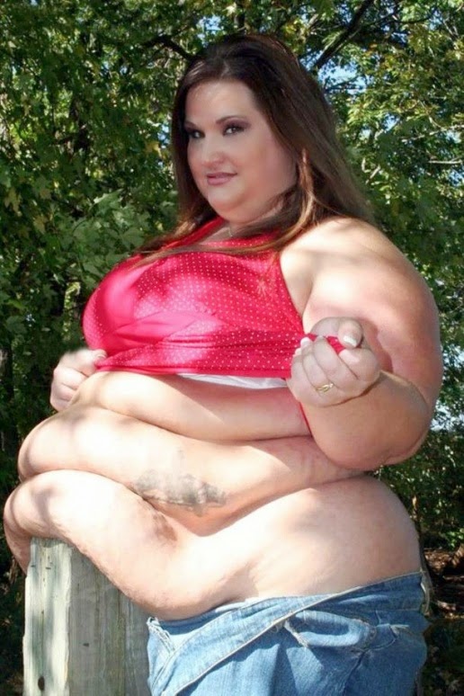 http://beautifulhdimages.blogspot.com/2014/04/funny-pictures-of-fat-people.html