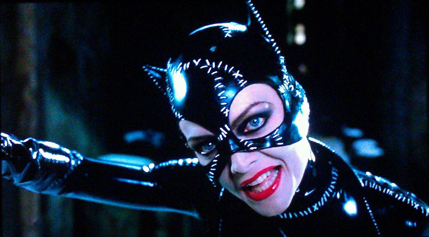 мишель пфайффер бэтмен возвращается. Batman returns фильм. бэтмен возвращается фильм 1992 чип шрек. бэтмен возвращается 1992. бэтмен возвращается 1992 мишель пфайффер.