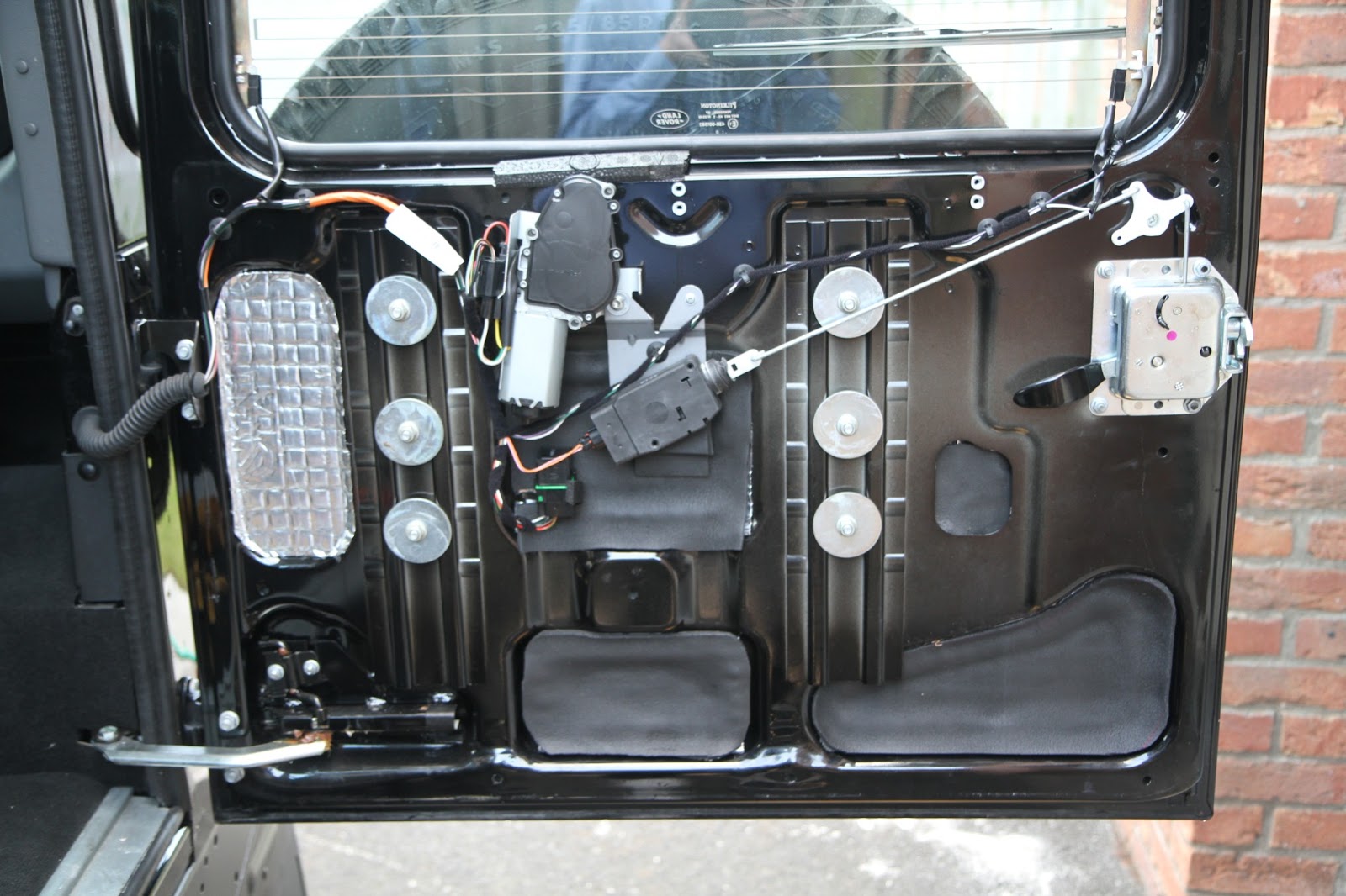 Defender 90 XS Sound Deadening Phase 2 (Rear Door)