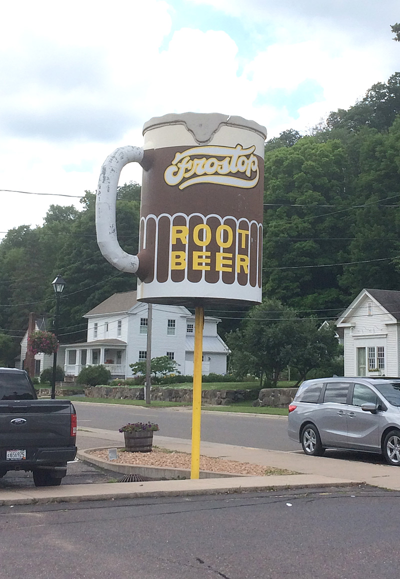 Steve's Root Beer Journal Frosty Root Beer at "The Drive In" in