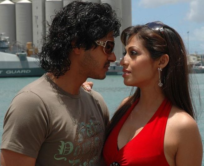 Aah Roju Telugu Movie Stills