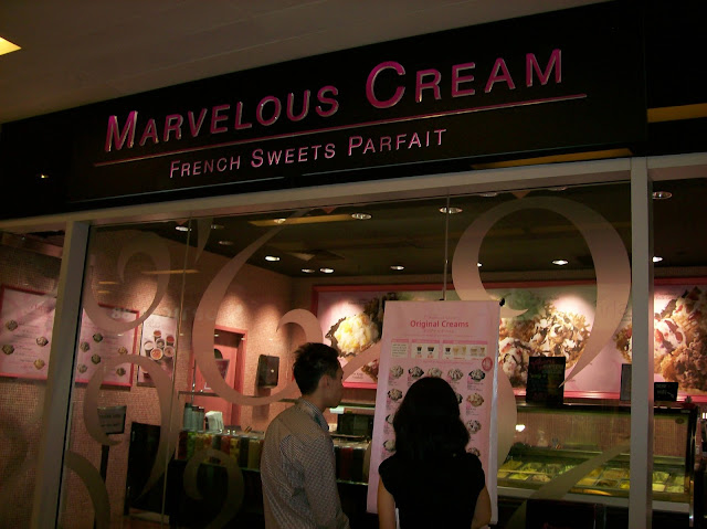 Outside-Marvelous-Cream