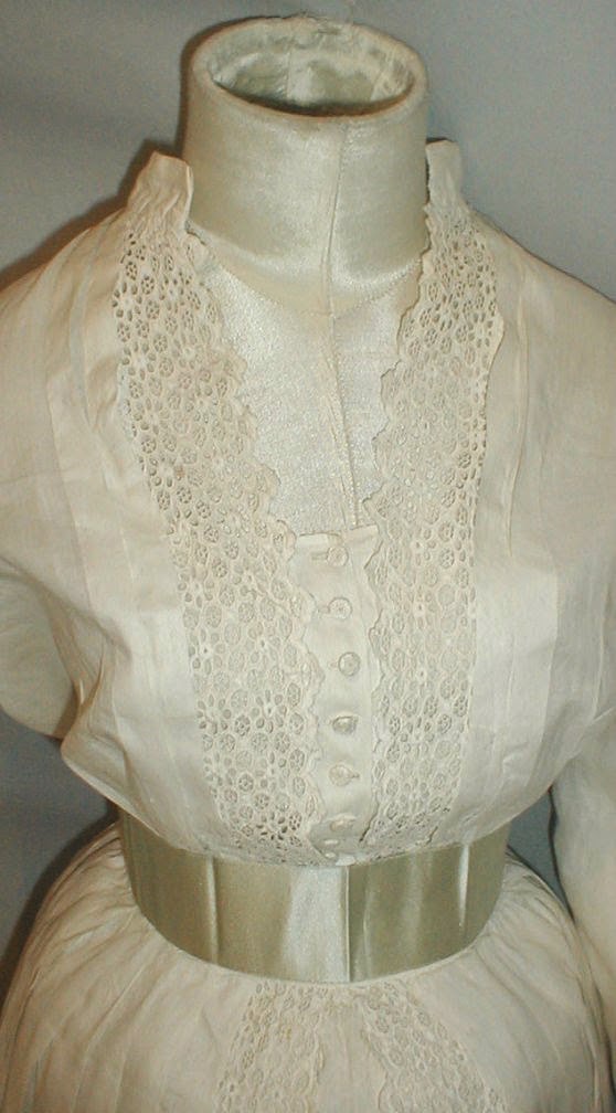 All The Pretty Dresses: Late 1860's/Early 1870's Summer Dress
