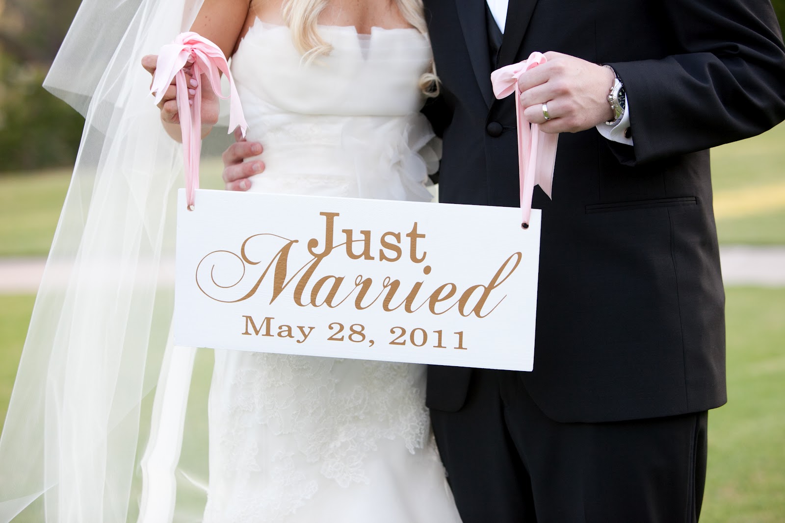 Just marry. Just married надпись. консервные банки на свадебной машине. Just marry. Just marry.