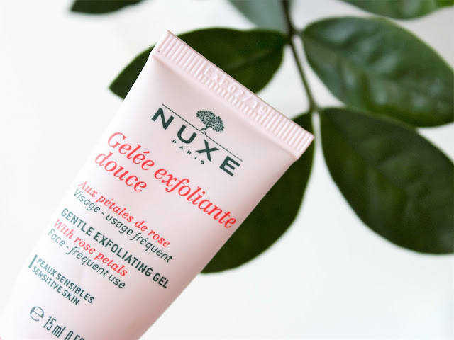 nuxe exfoliacni gel