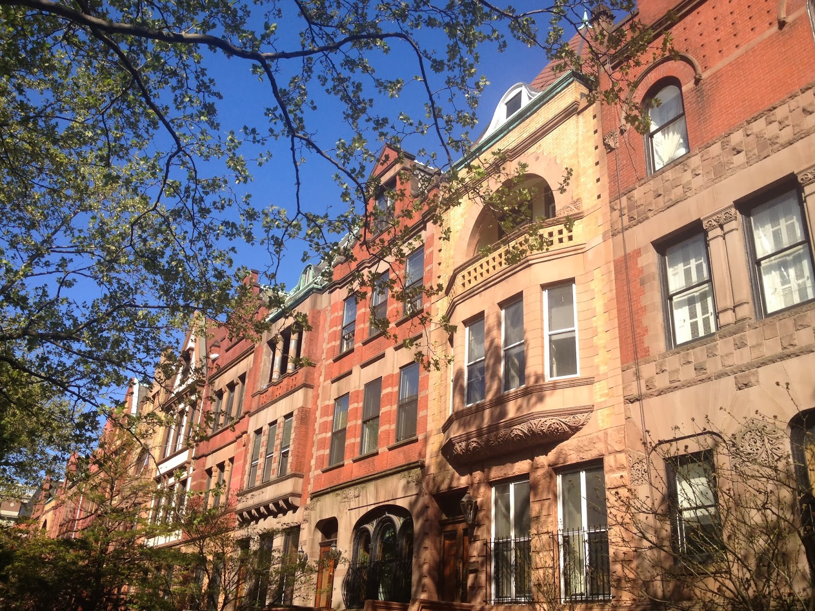 H A R L E M + B E S P O K E ☞ DWELL Hamilton Heights Doubles in Price