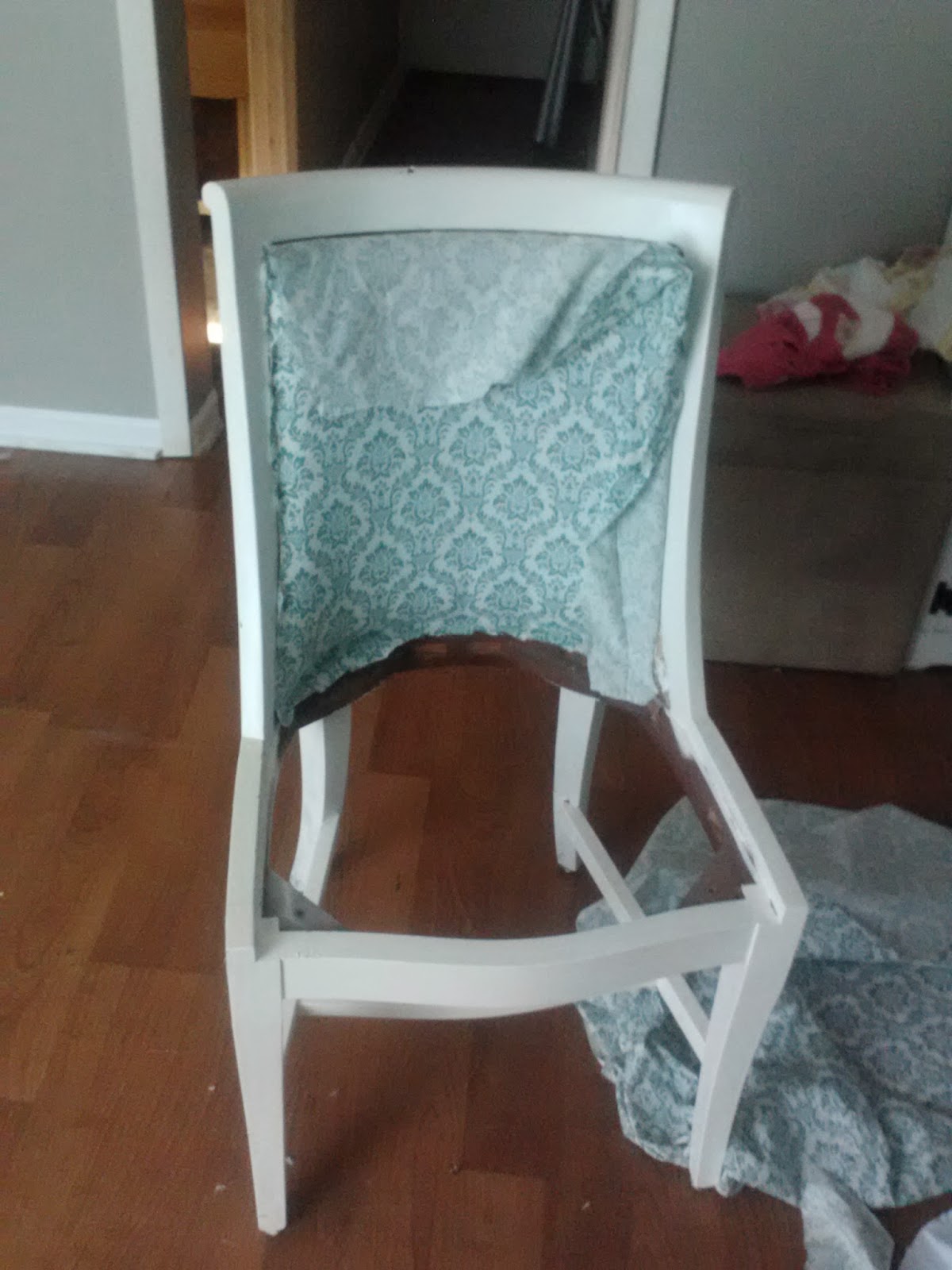 The Modern Dame DIY The Ugly Chair Project