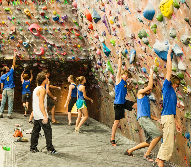 Momentum Climbing Team The Youth Competitive Team