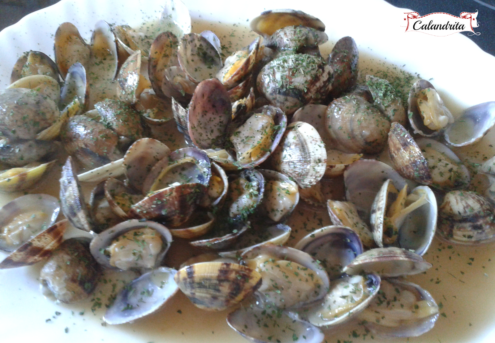 LA COCINA DE CALANDRITA ALMEJAS EN SALSA VERDE