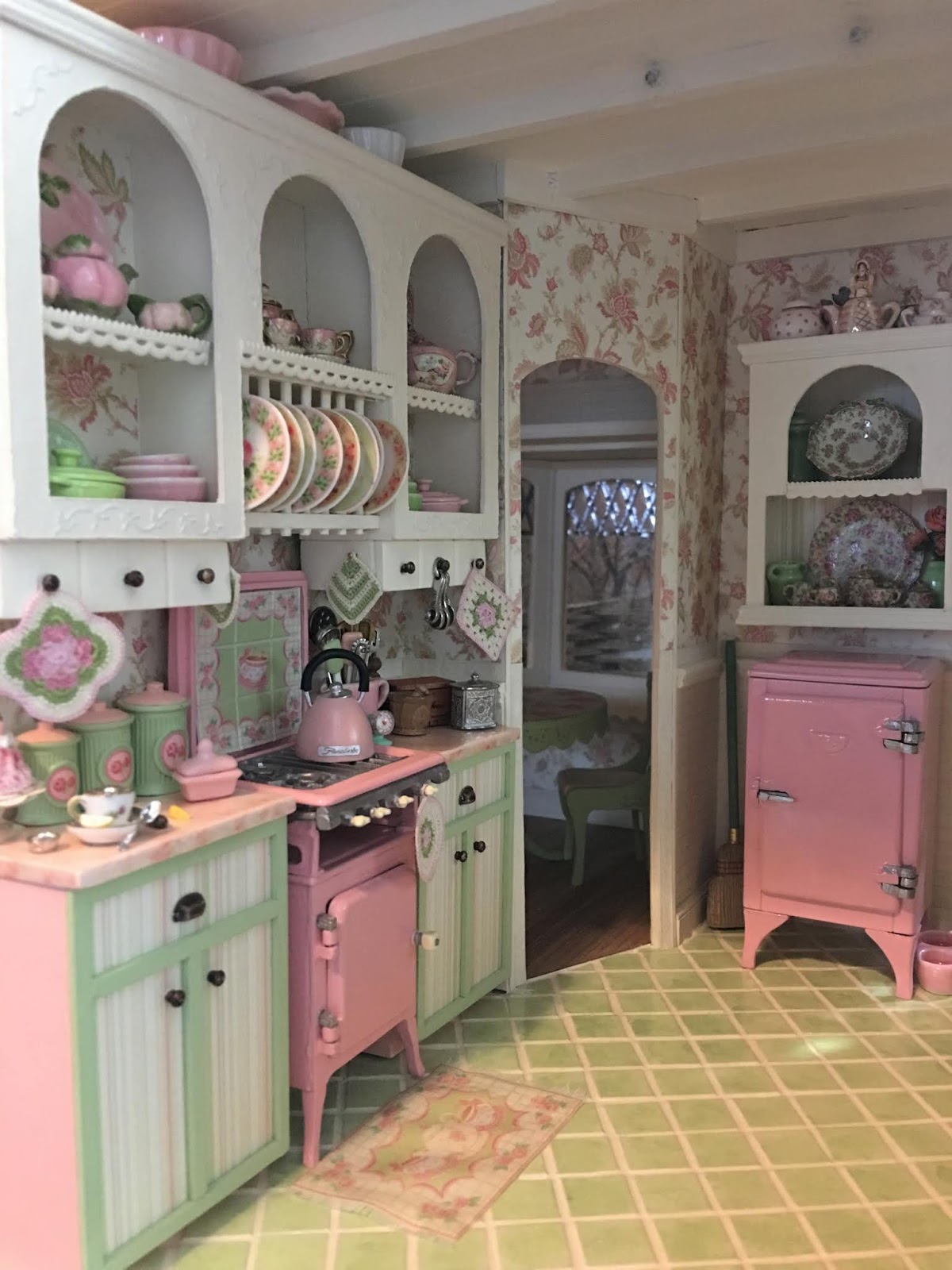 shabby chic miniature dollhouse furniture